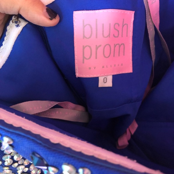 Short Royal Blue Jeweled Prom/Homecoming/Formal Dress Size 0 - Picture 3 of 6